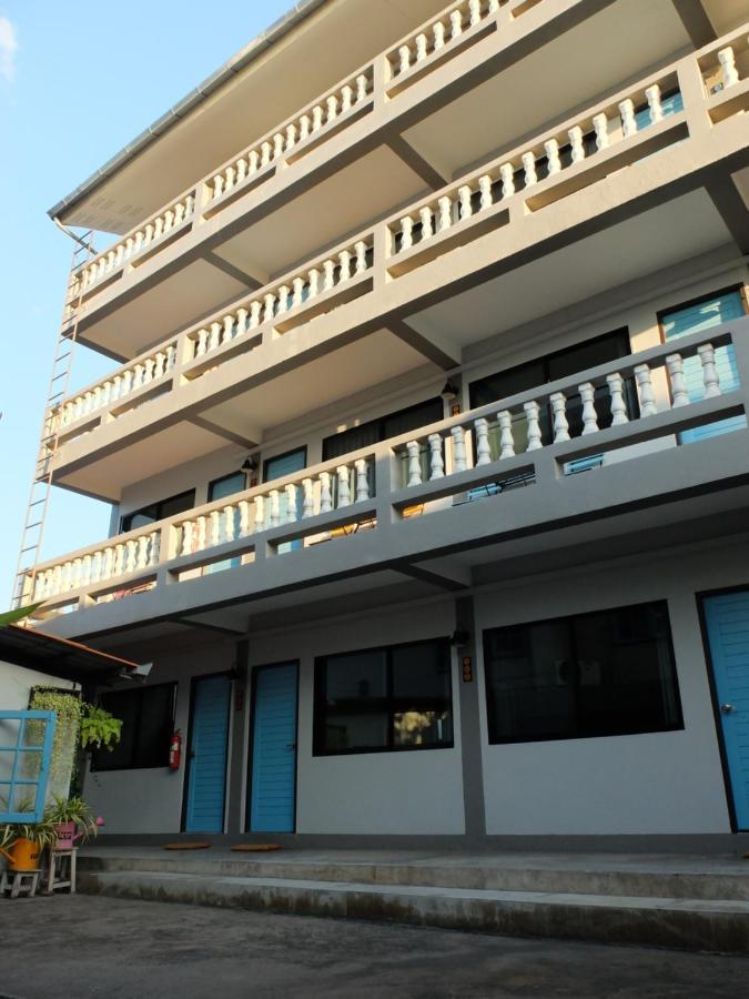 Sleep Guesthouse Чиангмай Екстериор снимка