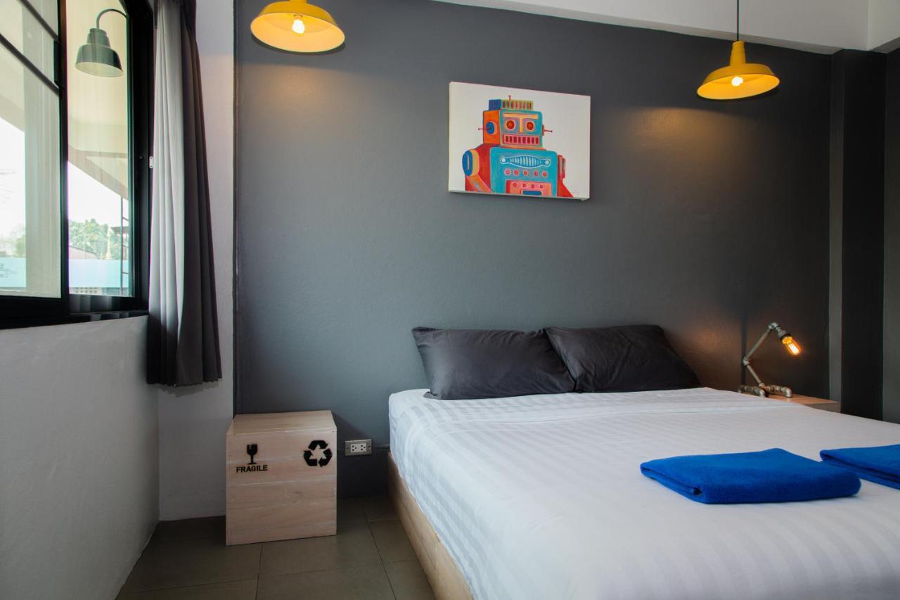 Sleep Guesthouse Чиангмай Екстериор снимка